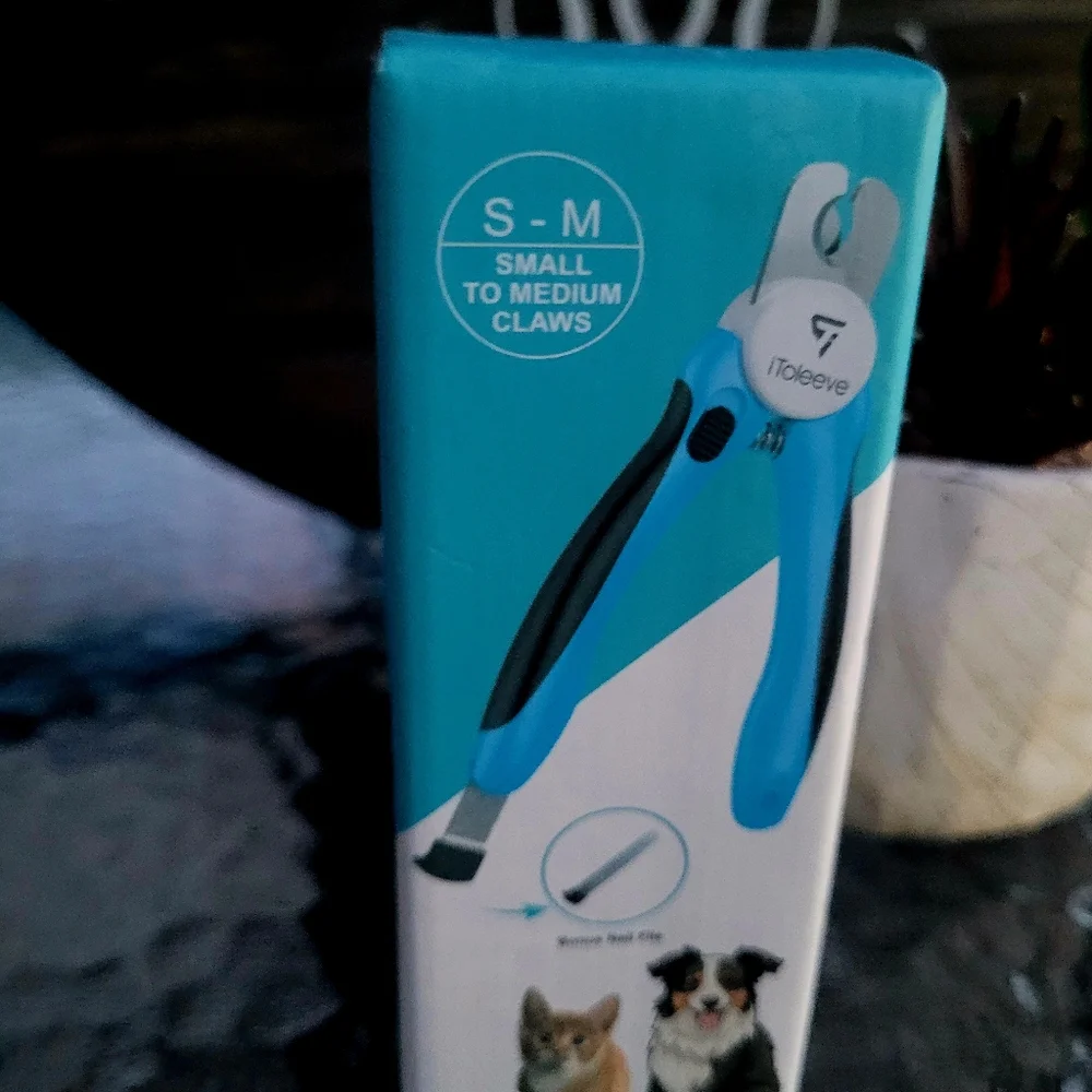 Toleeve Blue and Black Nail Trimmer